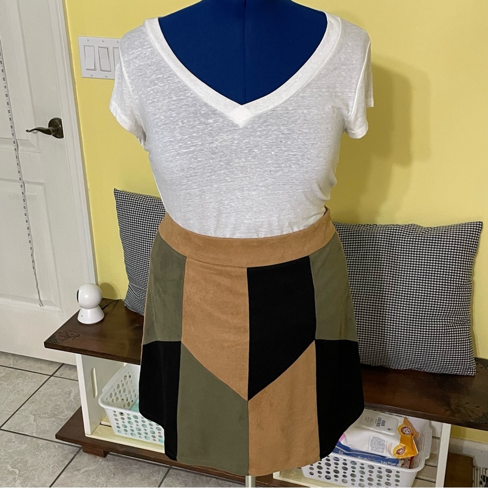 ANDREE BY UNIT Patchwork Mini Skirt